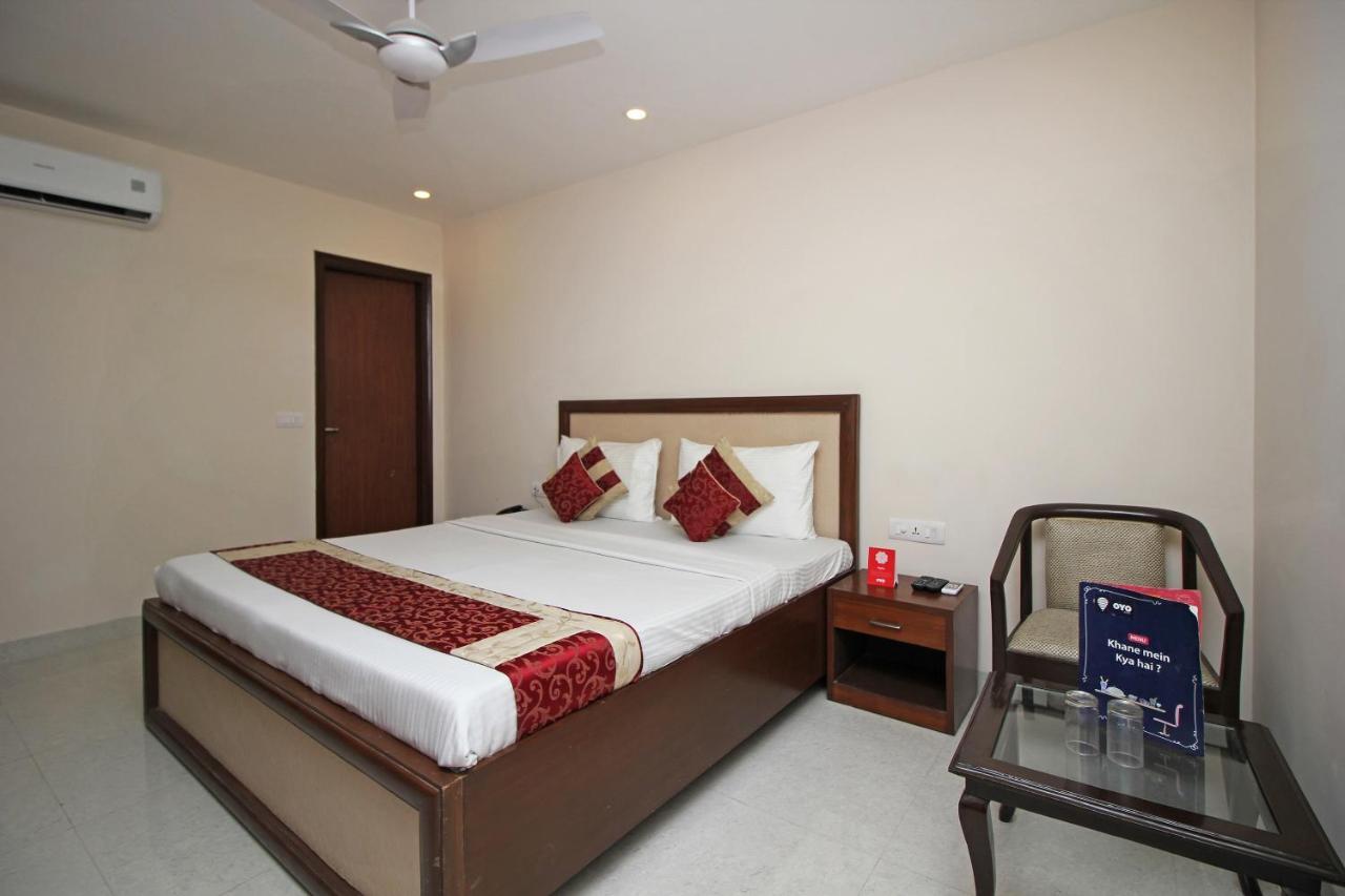 Oyo Hotel Blu Pebbles Near Delhi Airport New Delhi Eksteriør billede