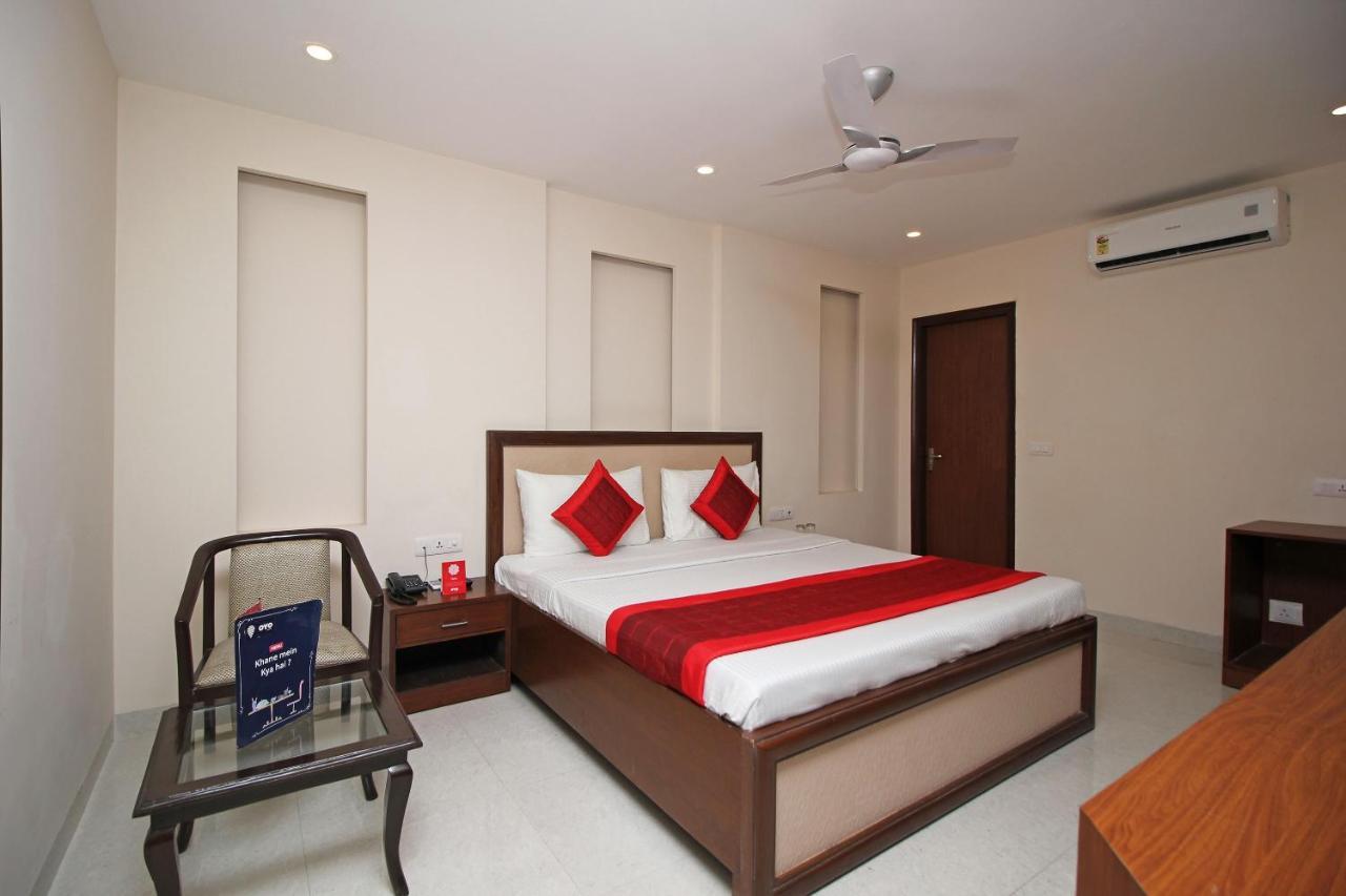 Oyo Hotel Blu Pebbles Near Delhi Airport New Delhi Eksteriør billede